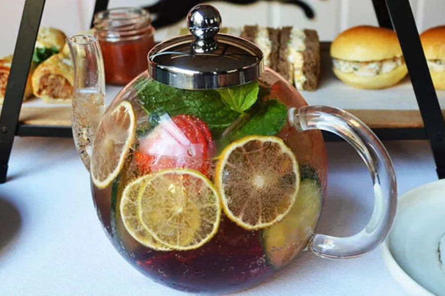 High Tea and Gin Cocktails – For 2